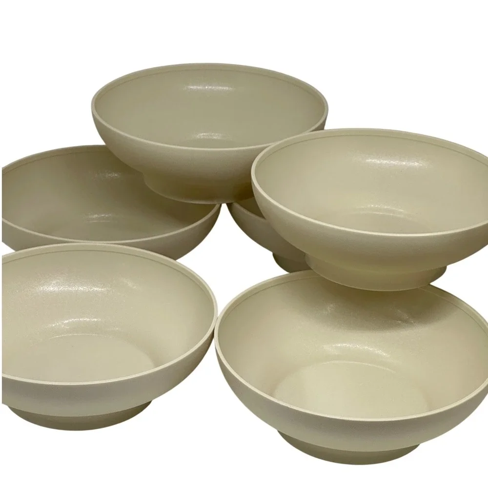 VTG Tupperware Cereal Bowls‎ Tan Cream Plastic Soup Salad Set of 5 USA 890-20